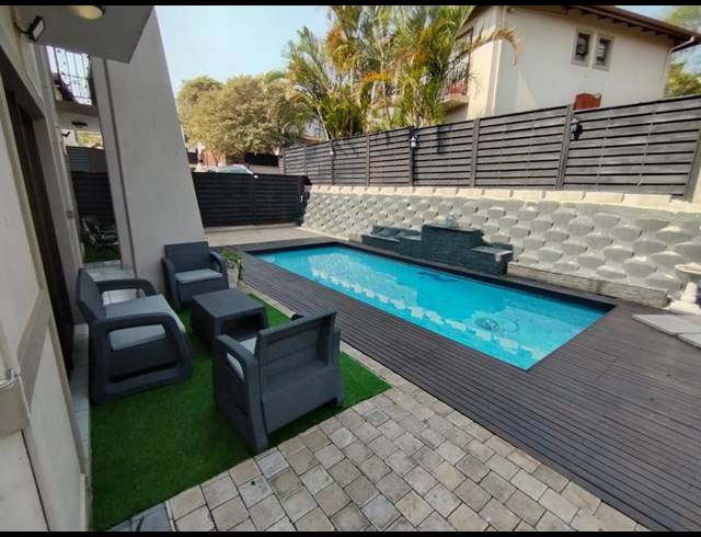 4 BEDROOM TOWNHOUSE FOR SALE IN IZINGA